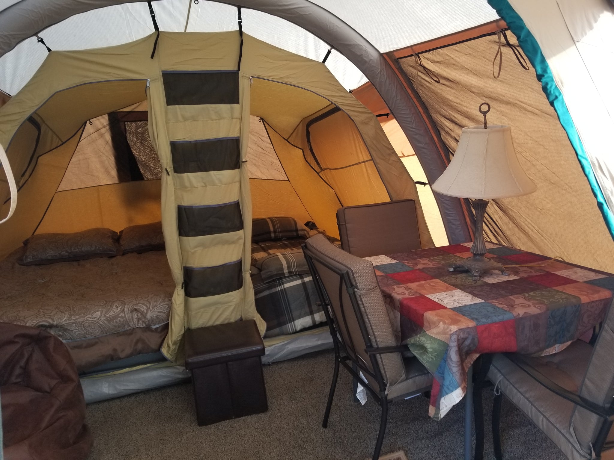 BOBCAT 500 Premium Family Camping Tent