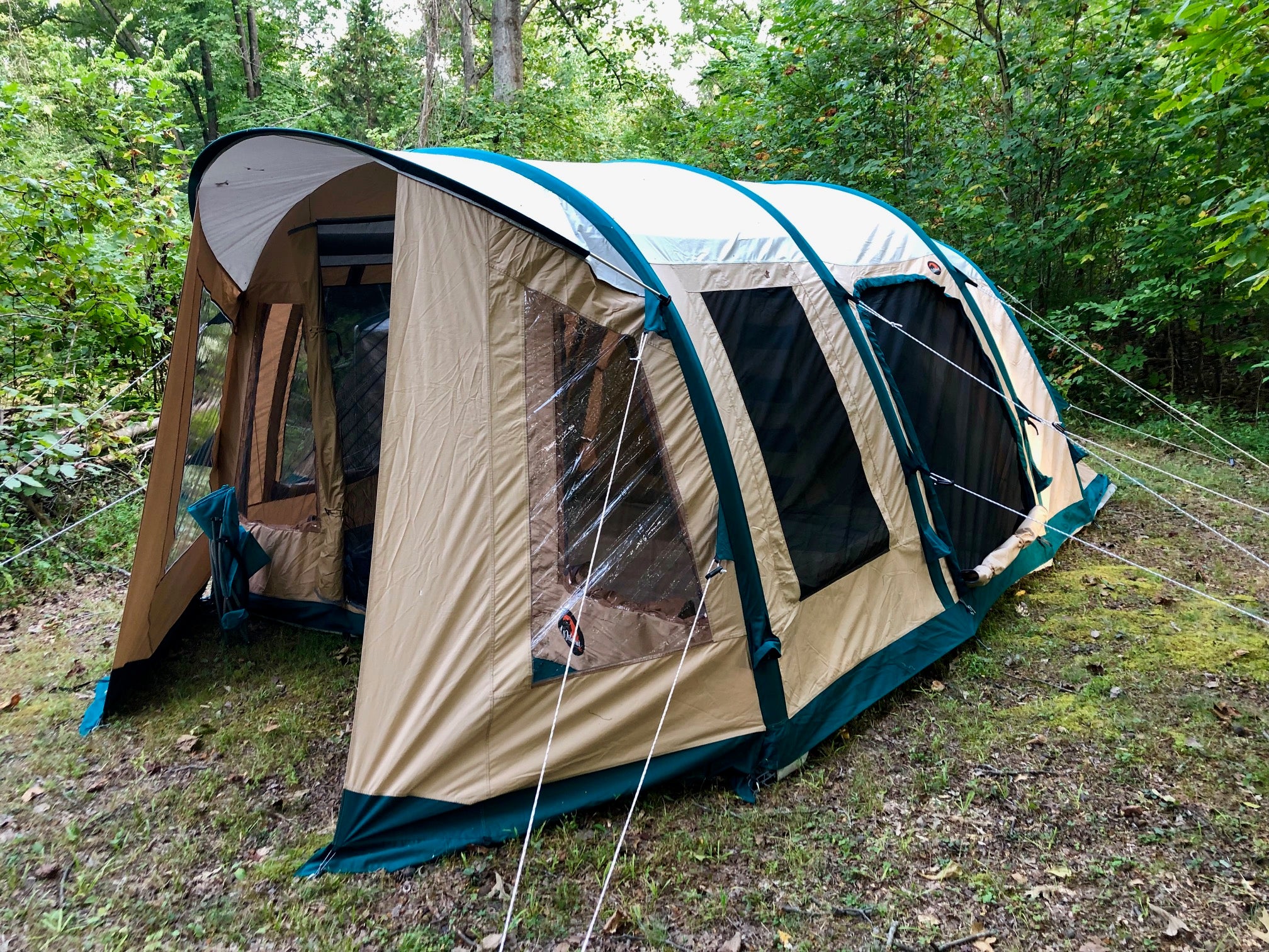 LYNX 640 Inflatable Camping Tent - Front Right Side View