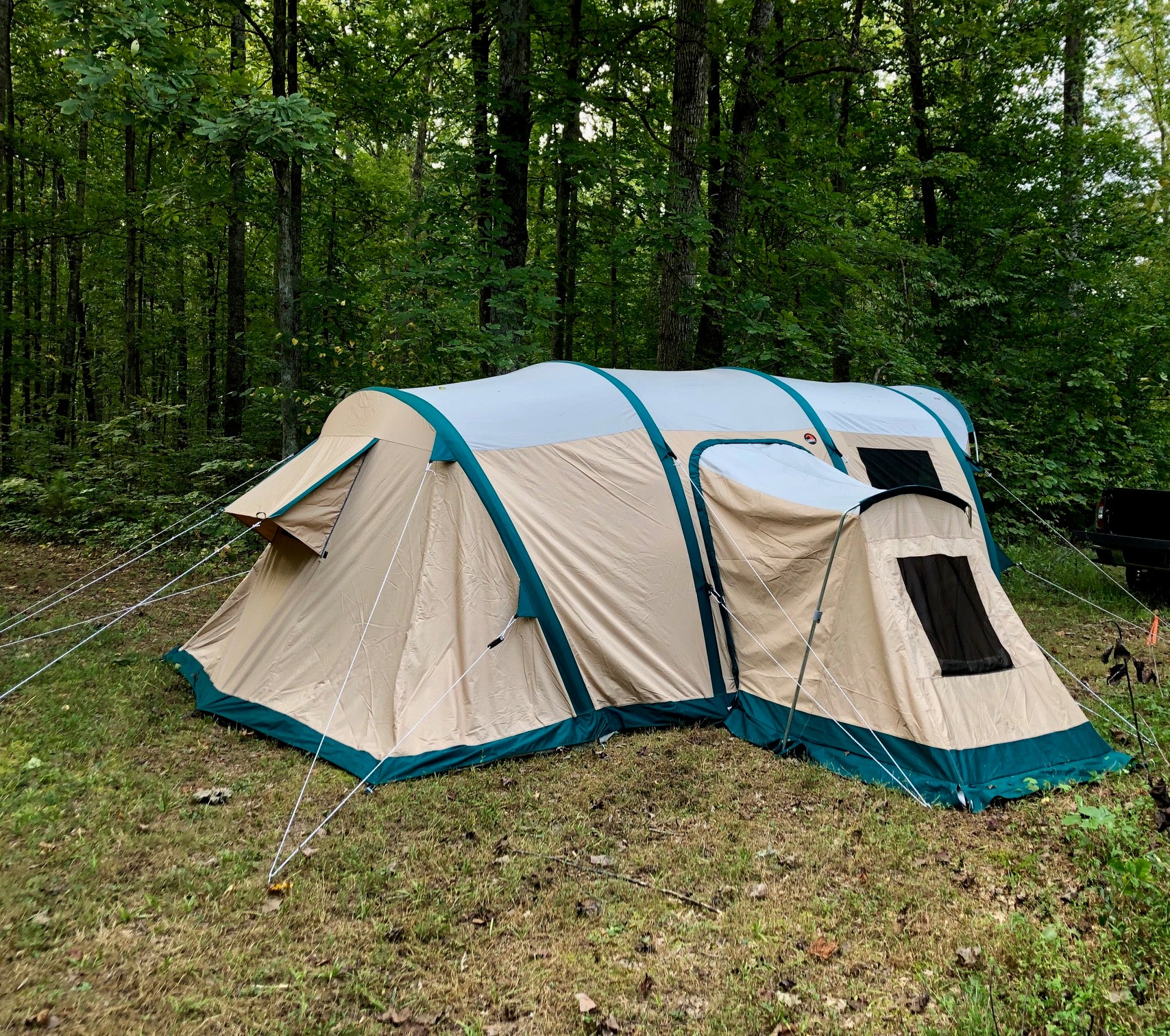 LYNX 640 Inflatable Camping Tent - Left Backside View