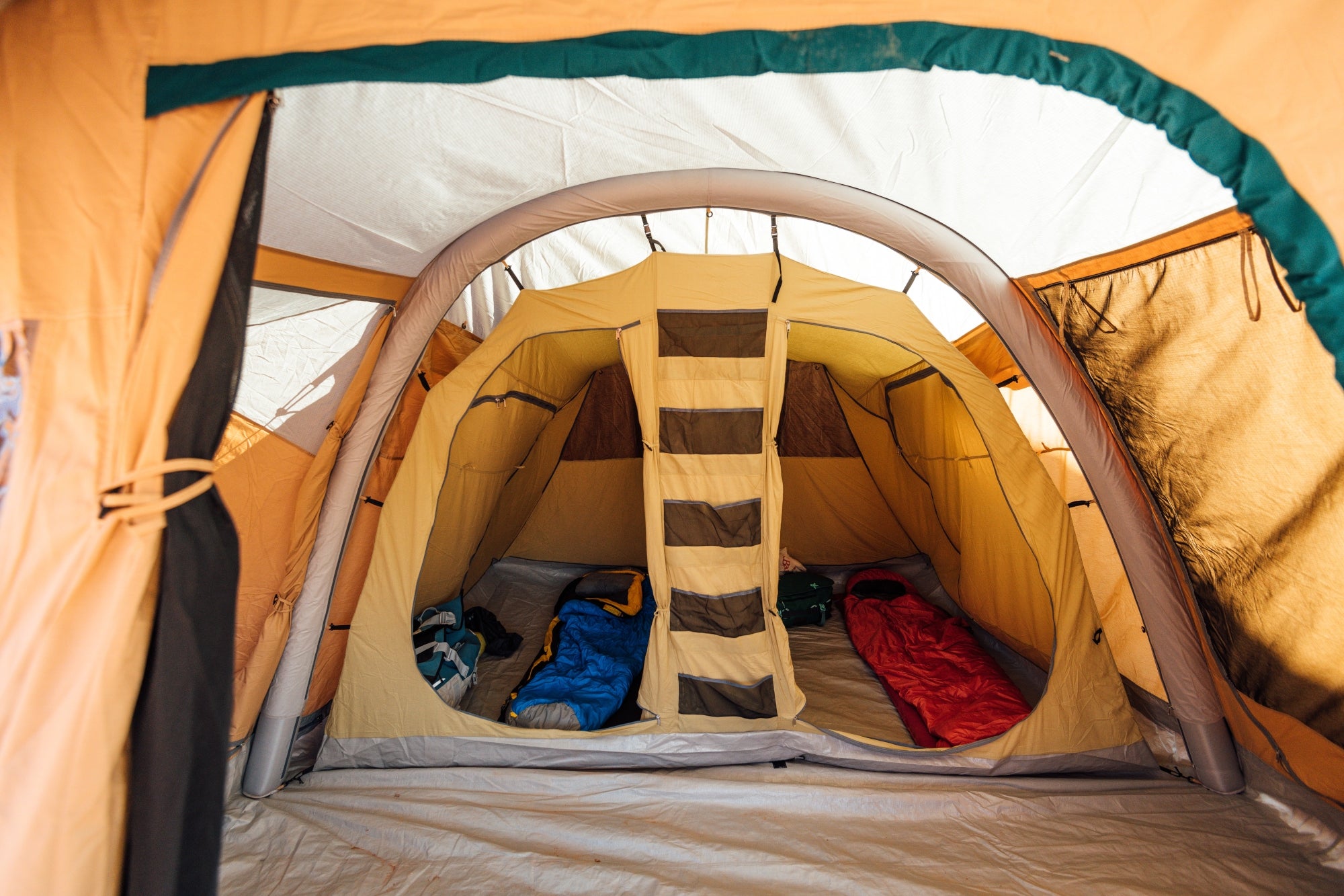 BOBCAT 500 Premium Family Camping Tent